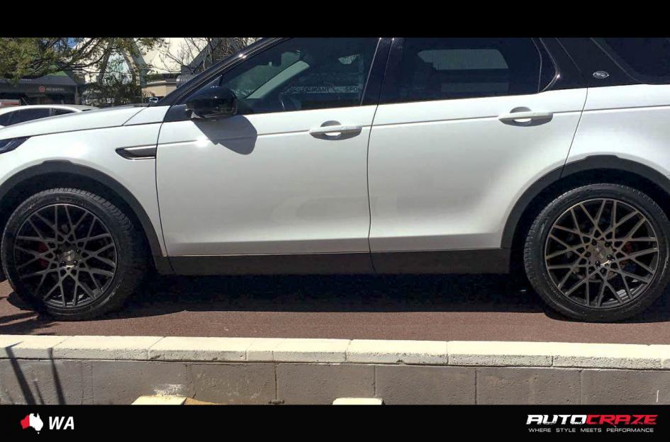 RANGE-ROVER-EVOQUE-BLQ-MATTE-BLACK-TINTED-FACE